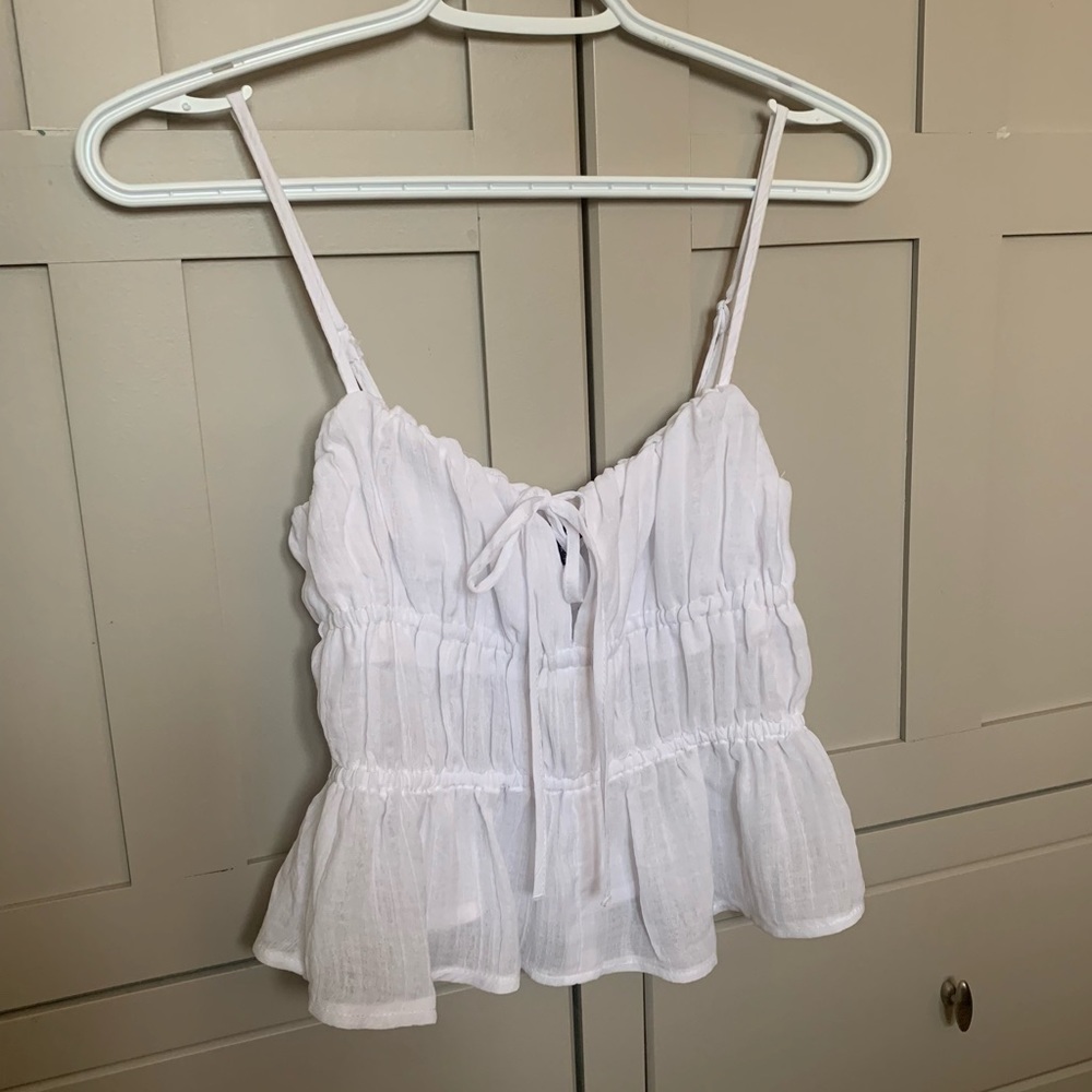 Dynamite White Flowy Tank Top 🤍 Never Worn